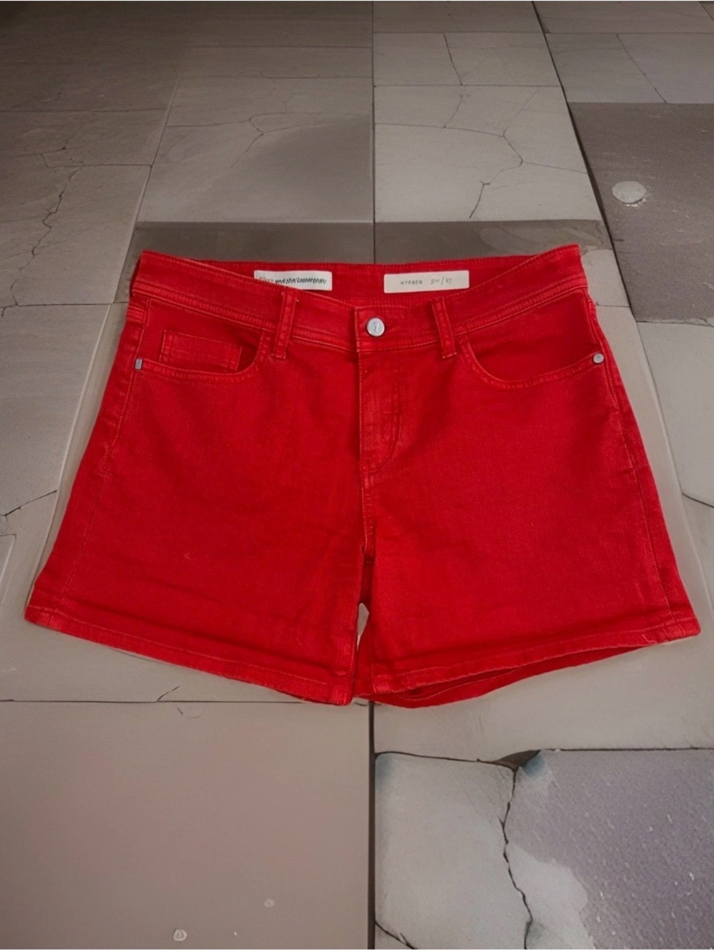 Pilcro And The Letterpress Hyphen Red Denim Rolled Shorts 27 #704CL